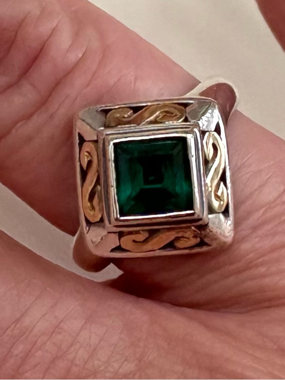 Rare Retired James Avery Emerald Silver and Gold Ring